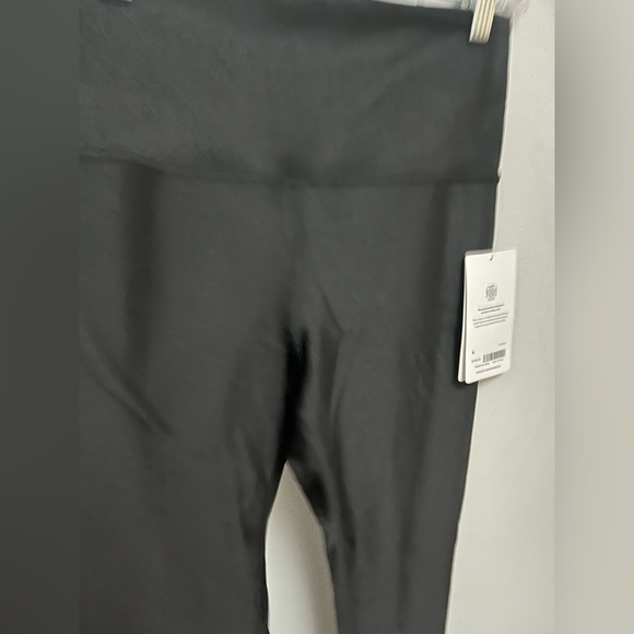 Athleta Elation Shine tights - Picture 2 of 5
